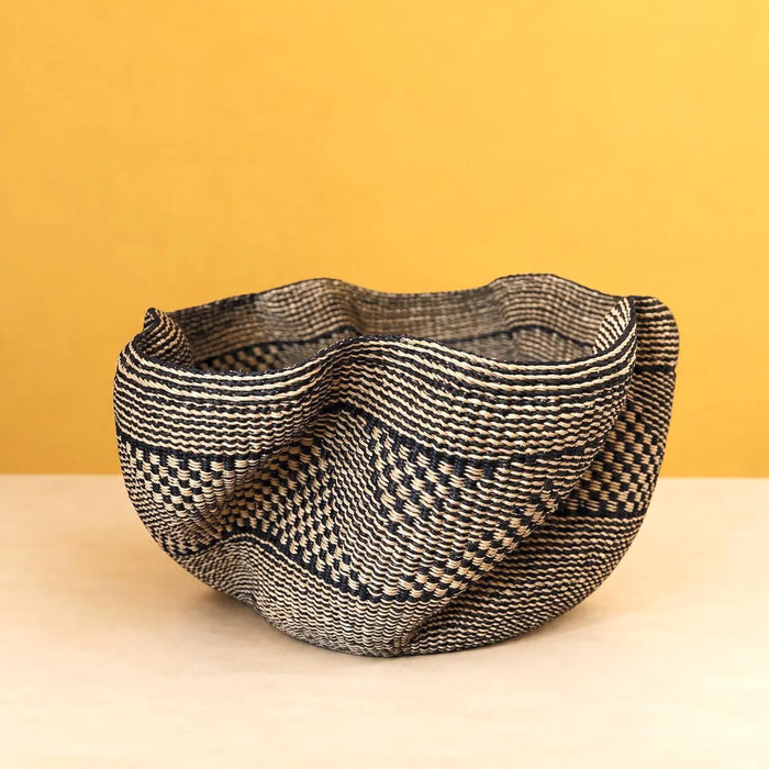 Bolga Wave Basket- black and natural